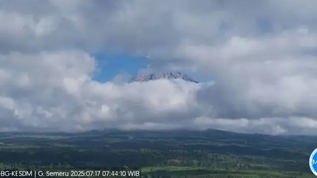 Gunung Semeru erupsi Tinggi Letusan Capai 1 Kilometer (Istimewa)