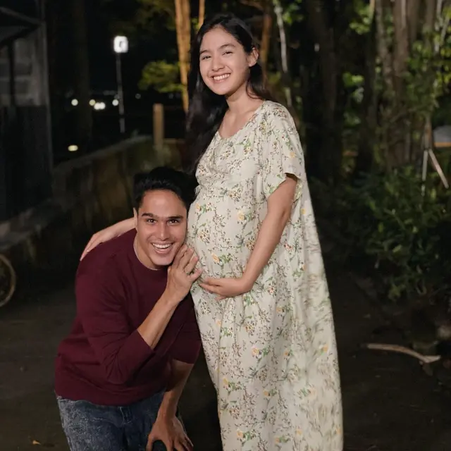 Jadi Suami Istri, Ini 6 Potret Cut Syifa dan Mischa Chandrawinata Momong Anak di Sinetron