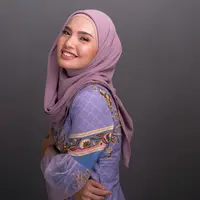 Lebaran dan Hari Raya Idul Fitri menjadi momen yang baik bagi muslimah tampil cantik di hadapan pasangan. (Shutterstock)