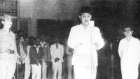 Di Balik Corong Mikrofon 17 Agustus 1945