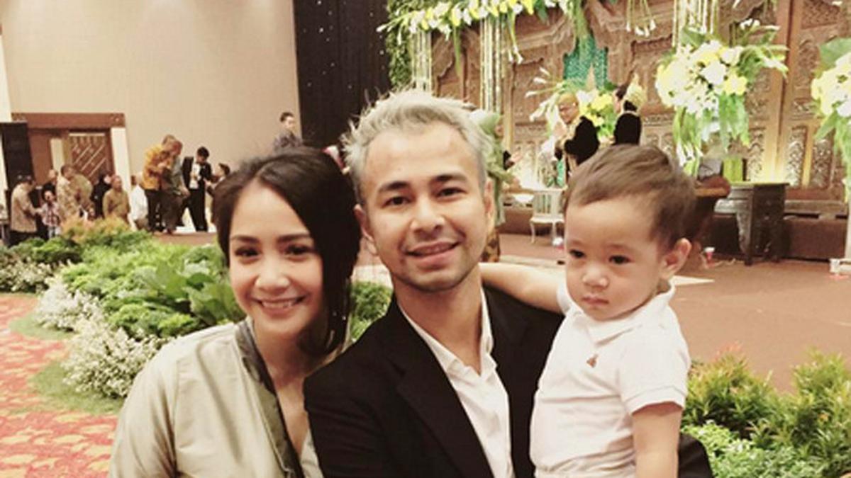 Gaya Tidur Anak Raffi Ahmad Bikin Gemas - ShowBiz Liputan6.com