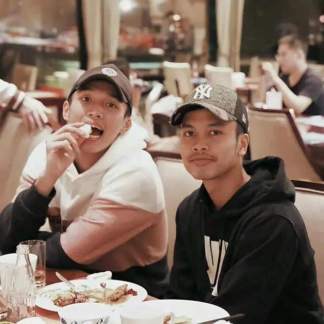 6 Potret Persahabatan Anthony Ginting dan Jonatan Christie, Tunggal Putra Andalan Indonesia