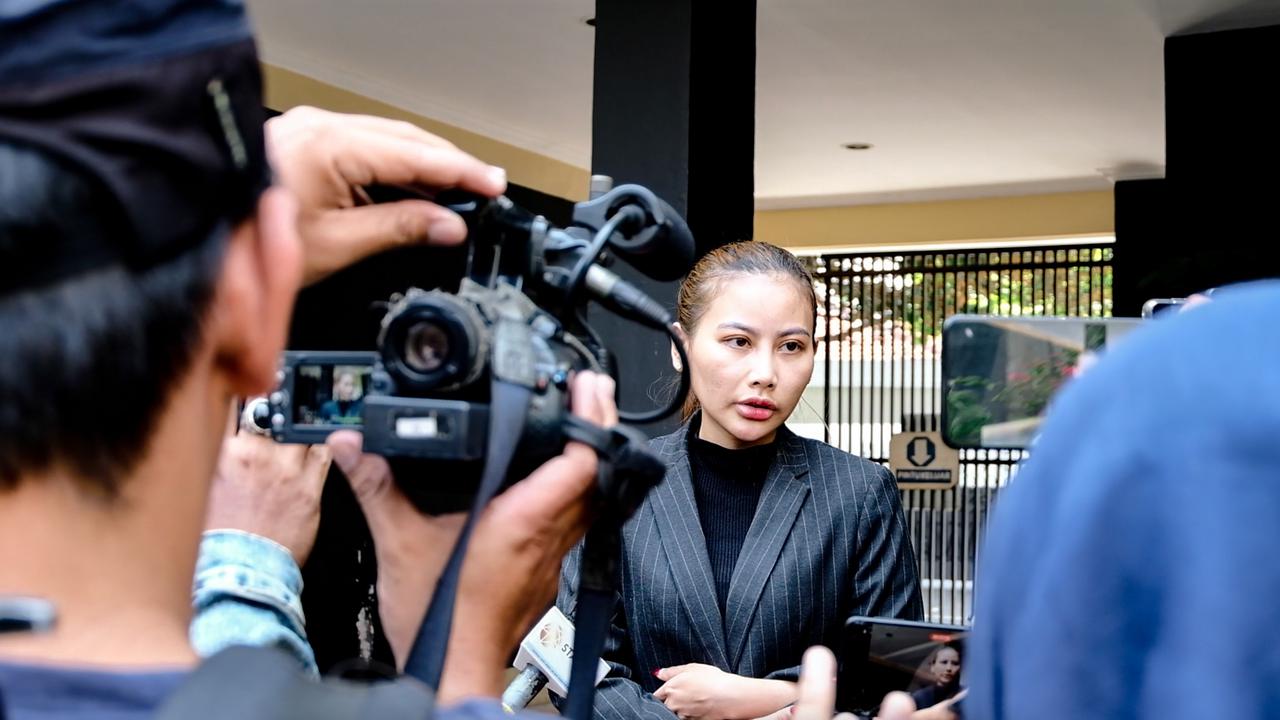 Dokter Siska Khair dan Kevin Hillers