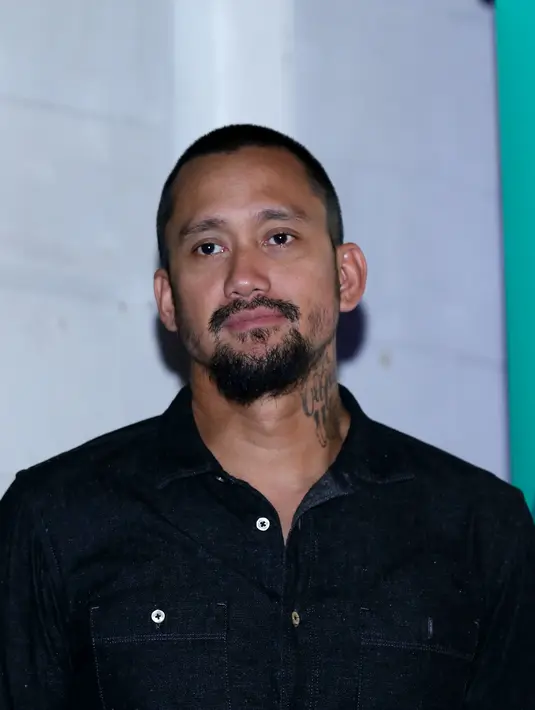 Saking tak bisa santainya, bahkan Tora Sudiro dan istri yang juga menjadi produser film ini pun sempat adu mulut. (Nurwahyunan/Bintang.com)