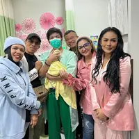 Momen Aurel Hermansyah Melahirkan Anak Kedua (Sumber: Instagram/genifaruk)