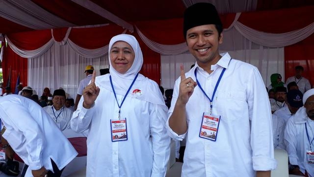 Pasangan Khofifah Indar Parawansa - Emil Dardak