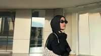 4 Potret Terbaru Alifa Lubis Kenakan Hijab Sambut Ramadan, Anggun dan Menawan