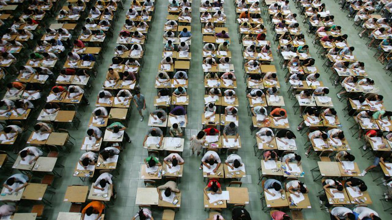 Tes masuk perguruan tinggi atau dikenal dengan Gaokao di China