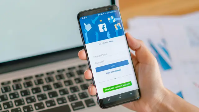 Ilustrasi media sosial, facebook