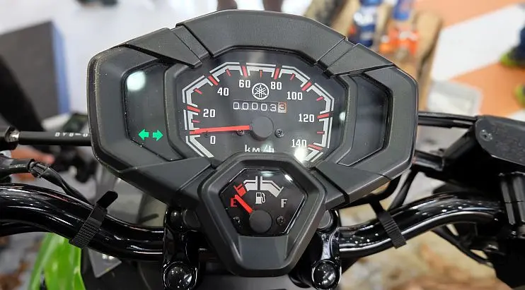 Yamaha X-Ride masih mengandalkan speedometer analog. (Septian/Liputan6.com)