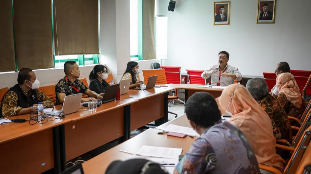 Satgas Penanganan Koperasi Bermasalah melakukan kunjungan ke Kantor Pusat KSP Sejahtera Bersama (SB) di Bogor,