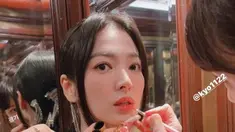 Song Hye Kyo usai Met Gala 2023. (Instagram/ kyo1122 via @b_joeun).