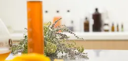 Ilustrasi skincare. Photo by Bee Naturalles on Unsplash