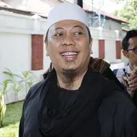 Sidang Opick dan Dian Rositaningrum (Adrian Putra/bintang.com)