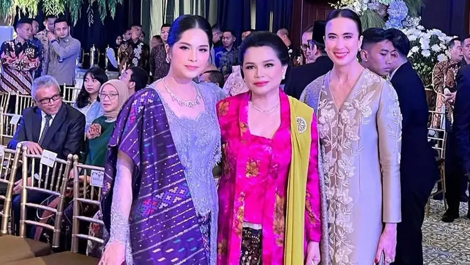 Tampilan Ibu Pejabat saat Kondangan ke Anak Akbar Tandjung