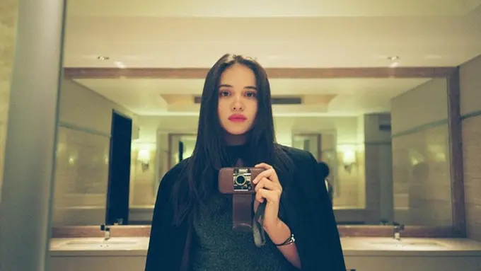 6 Pesona Aurora Ribero, Aktris Pendatang Baru Lawan Main Iqbaal