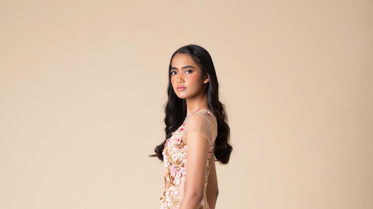 8 Model Baju Gaun Brokat Terbaru 2025, Pilihan Fashion untuk Wanita Berkelas