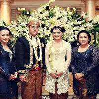 Pernikahan Adat Solo