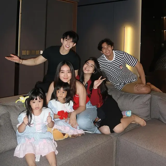 6 Potret Temu Kangen Natasha Wilona dan Felicya Angelista, 9 Tahun Bersahabat Tak Pernah Berubah