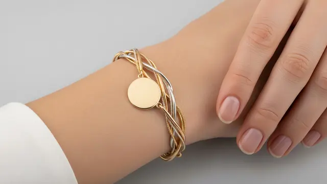 Model Gelang Emas Twist Tiga Warna yang Lagi Tren 2026