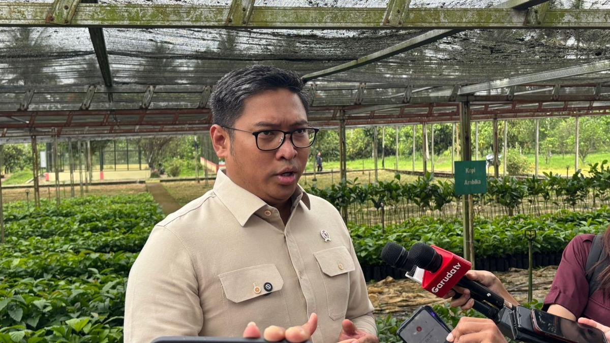 Wamentan Ungkap Potensi Biodiesel B100 saat Kunjungi Balai Penelitian Sukabumi