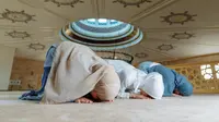 Cara Mencuci Mukena Bahan Parasut agar Tetap Awet dan Bersih Optimal