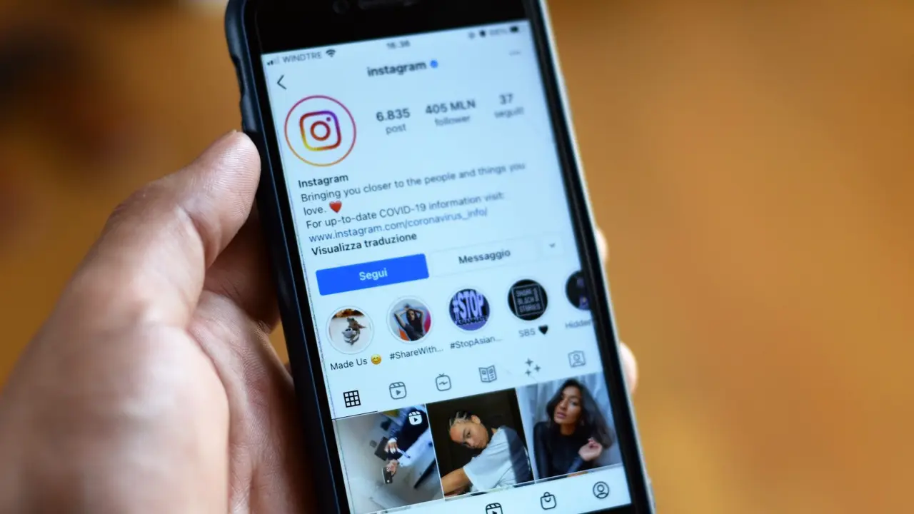 Ilustrasi Instagram