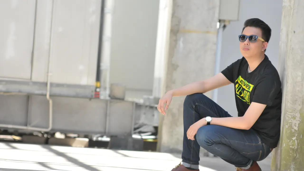 Fashion Motion: Young and Fresh Style