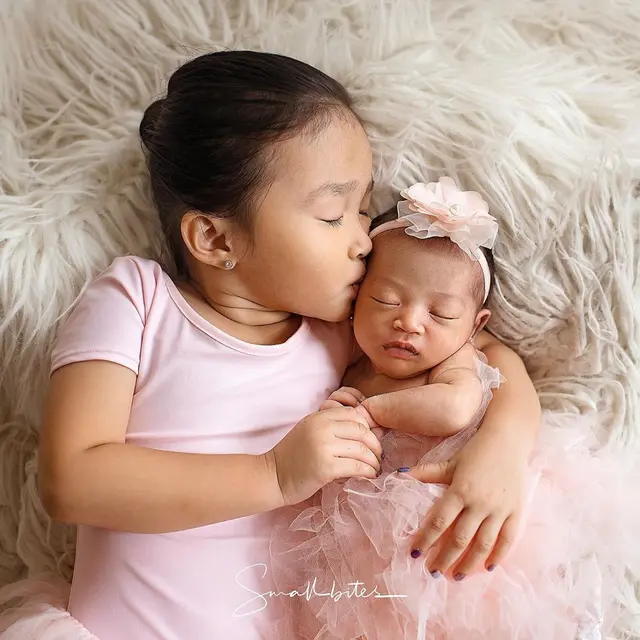 5 Potret Anak Ruben Onsu, Thalia dan Thania dengan Konsep Disney