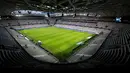 Stade de Nice di bangun tahun 2013 dengan kapasitas 35.624 penonton. Rekor penonton yang hadir adalah 34.450 saat pertandingan pembuka antara Nice melawan Valenciennes tahun 2013. (EPA/Sebastien Nogier)
