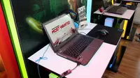 Laptop gaming ini diklaim memiliki performa grafis terkuat di kelasnya, dengan mengadopsi Integrated GPU dari Intel Iris Pro Graphics 5200.