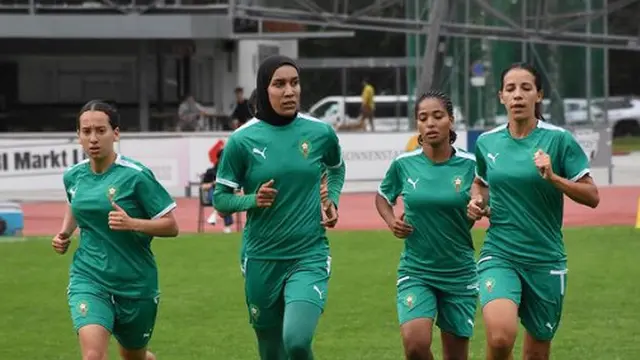 7 Potret Nouhaila Benzina, Pemain Pertama Berhijab di Piala Dunia Sepak Bola Wanita 2023