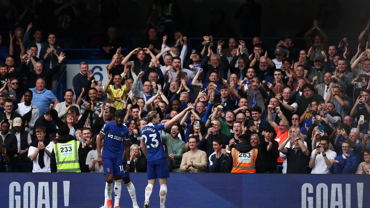 Selebrasi pemain Chelsea ketika menghajar West Ham di lanjutan Liga Inggris
