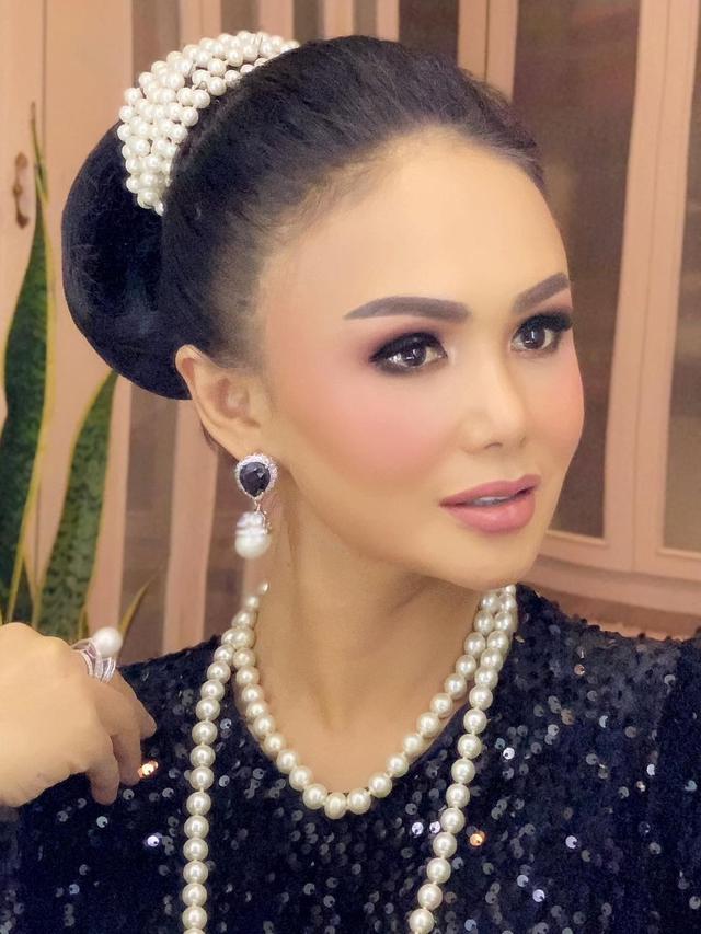 Identik Potongan Pendek  6 Model  Rambut  Yuni  Shara  Ini Curi Perhatian Netizen Surabaya 