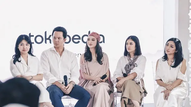 Ramadan Lebih Modis dengan Koleksi Kolaborasi Label Lokal dan Raline Shah
