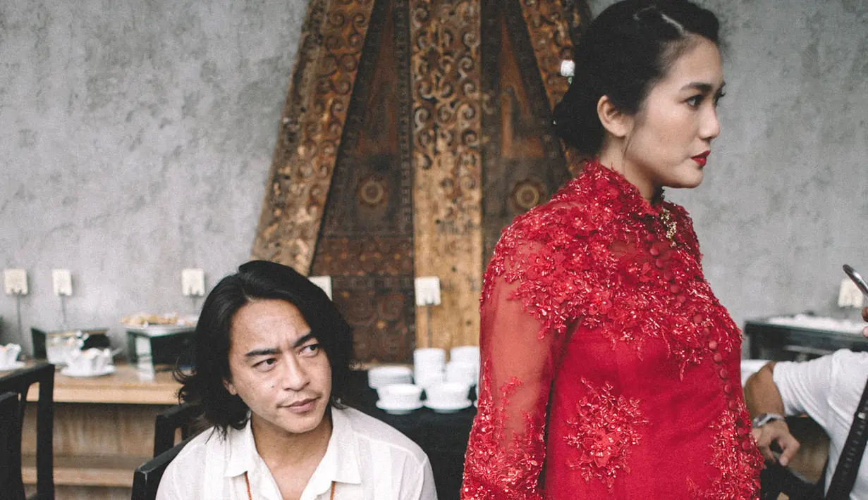 Dominique melahirkan anak pertamanya pada Selasa (13/3) pukul 14.39 waktu setempat. Metode gentle birth dipilih agar membuat si ibu bisa melahirkan lebih rileks jelang dan sesudah melahirkan. (Instagram/ivanhandoyo)