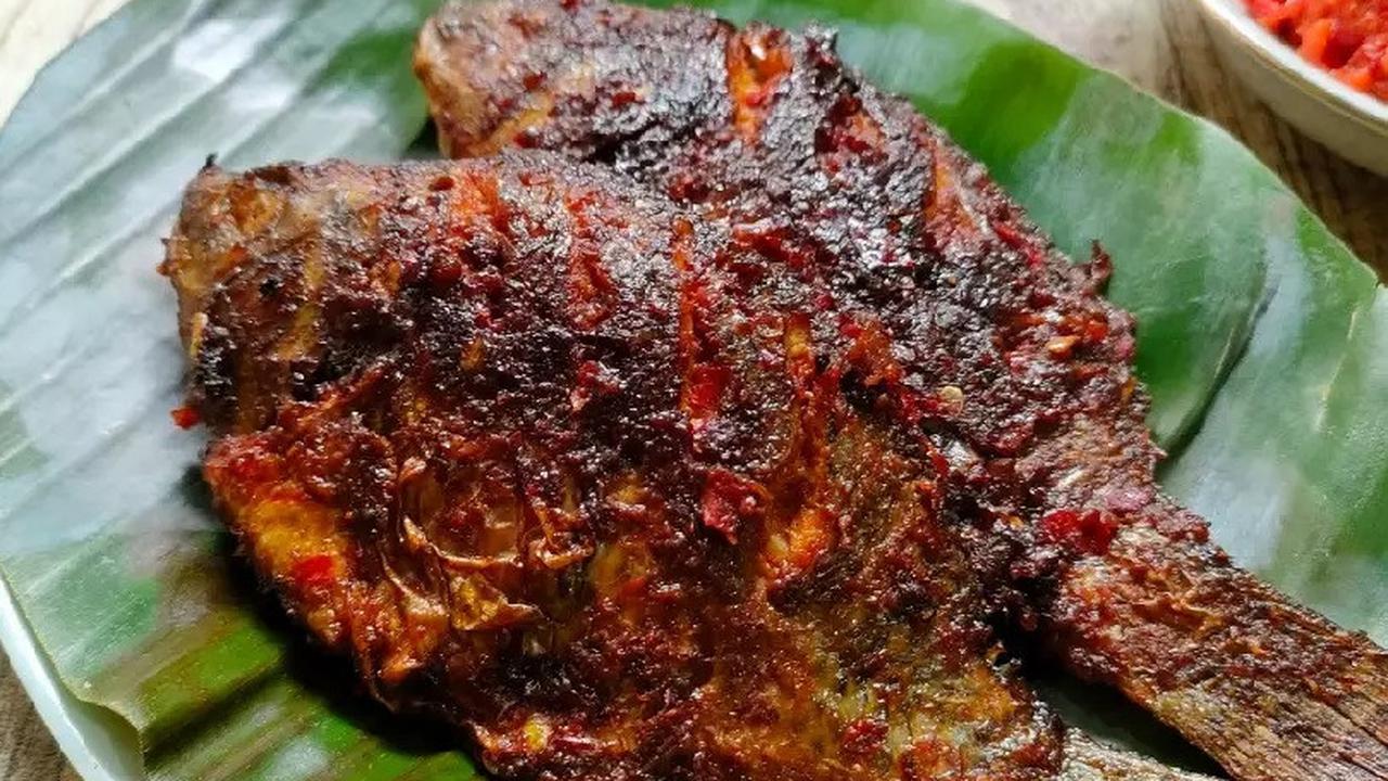 3 Resep Ikan Bakar Teflon, Masak Nikmat Jadi Lebih Praktis