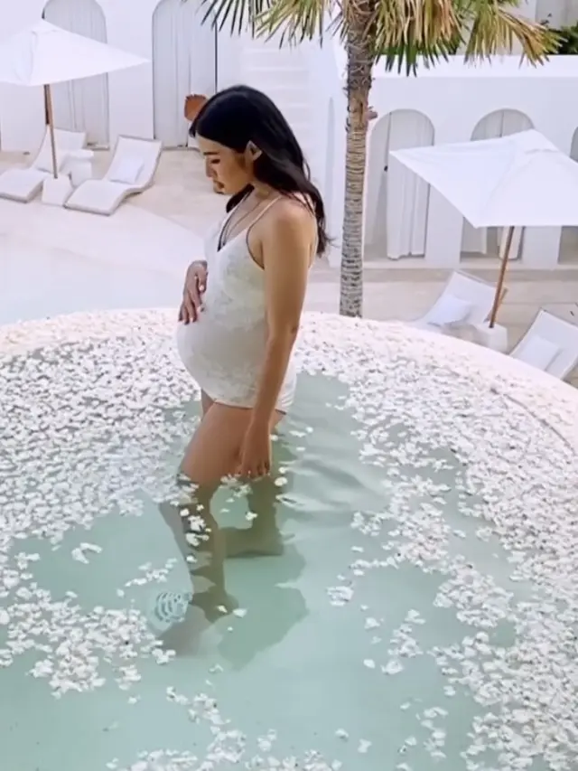 Pesona Tiffany Soetanto Istri Chef Arnold di kehamilan ke dua, credit: @tiffanysoetanto