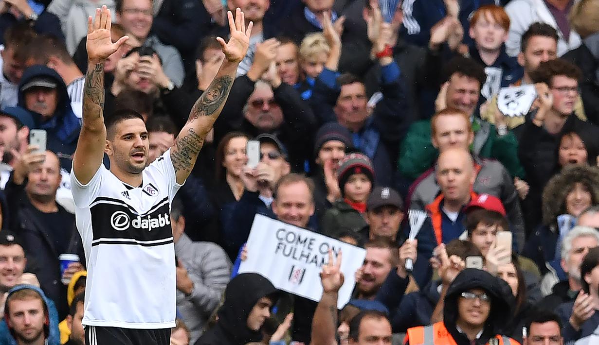 7. Aleksandar Mitrovic (Fulham) - 7 gol dan 1 assist (AFP/Ben Stansall)