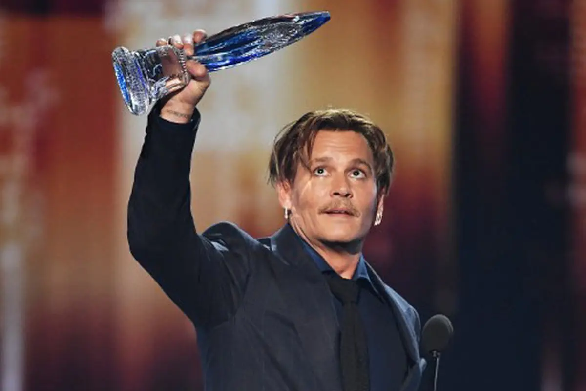 [Bintang] Johnny Depp