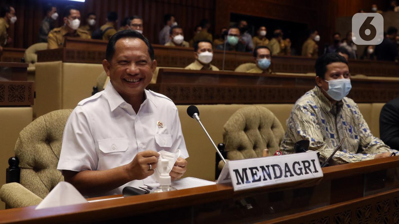 FOTO: Mendagri - DPR Bahas Evaluasi Program dan Anggaran 2021