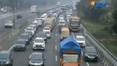 Kepadatan diperkirakan akan terjadi hingga nanti malam, karena para pegawai negeri sipil serta maupun karyawan swasta mulai libur, esok hari.