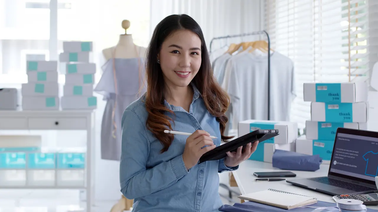 Dukung Bisnis Digital, Program dan Fitur Shopee Berikan Dampak Positif Nyata Bagi Brand Lokal & UMKM