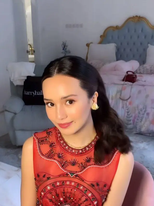 Beby Tsabina (Instagram/iwanetaufik_hair)