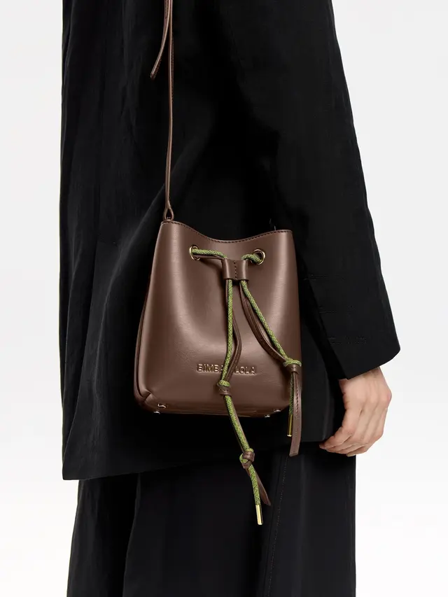 BIMBA Y LOLA Resmi Buka Gerai Kedua di Kota Kasablanka, Tampilkan Koleksi Spring Summer 2025 yang Playful