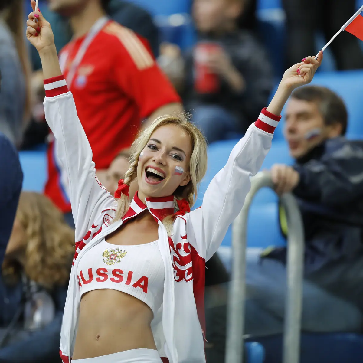 Wanita Seksi Ini Janji Bugil Bila Rusia Juara Piala Dunia - Bola  Liputan6.com