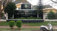 Kantor Gubernur Banten, Di KP3B, Kota Serang. Rabu (02/06/2021). (Yandhi Deslatama/Liputan6.com).