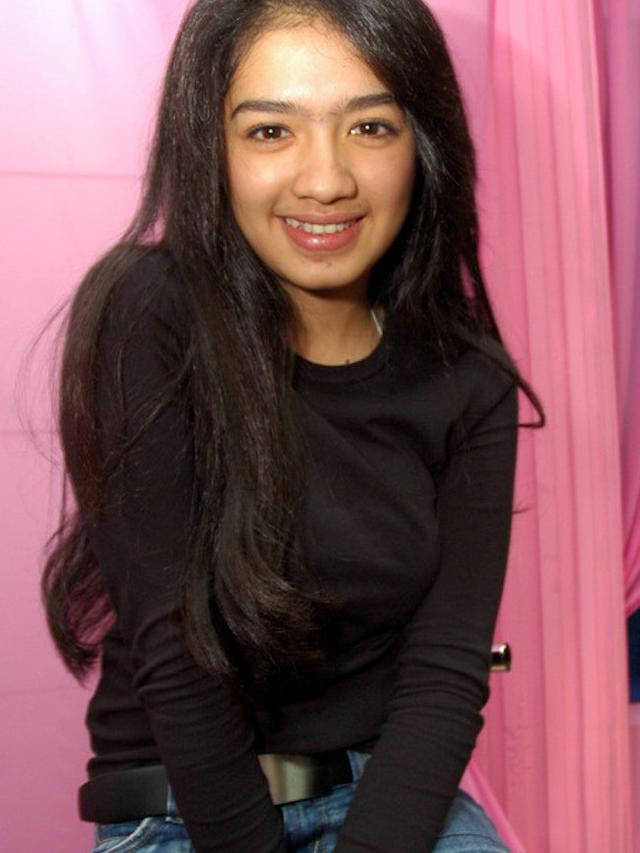 [Bintang] Angel Karamoy