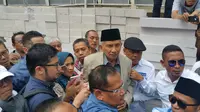 Amien Rais selesai menjalani pemeriksaan di Polda Metro Jaya (Liputan6.com/Nanda Perdana)