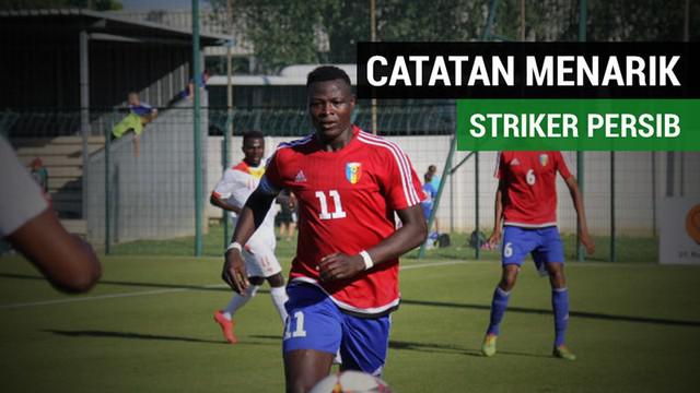 Berita video striker baru Persib Bandung, Ezechiel N'Douassel, memiliki catatan menarik saat masih bermain di Liga Israel pada musim 2016-2017. Apa catatan menarik tersebut?